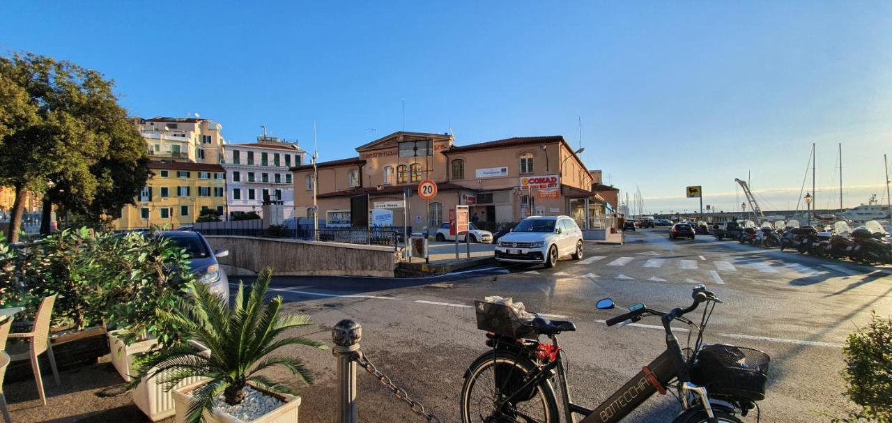 Romantic Marina Sanremo Esterno foto